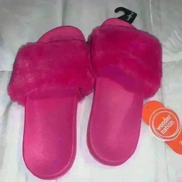 Other - Girl slides
